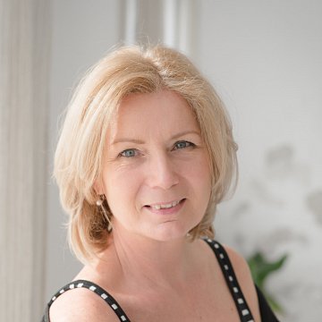 Anna L.