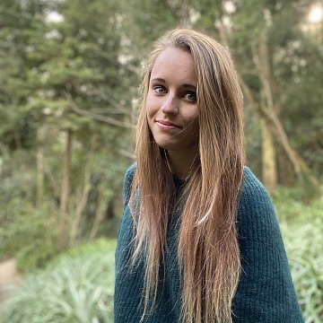 Laura K.
