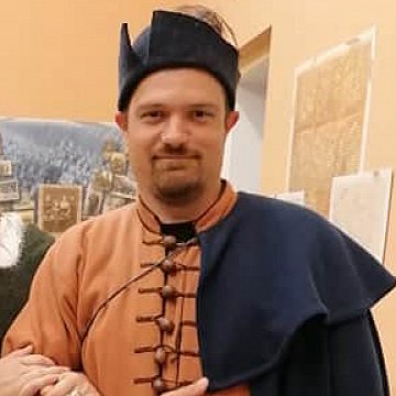 Péter T.