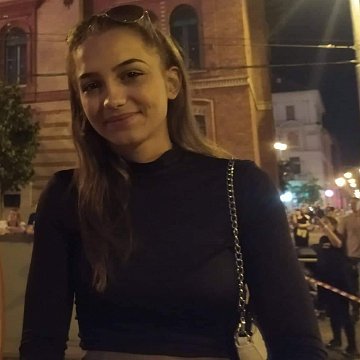 Nikoletta R.
