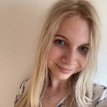 Ilona R.