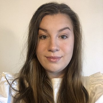 Dagmar M.
