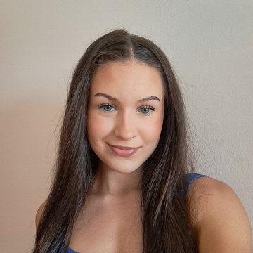 Aneta J.