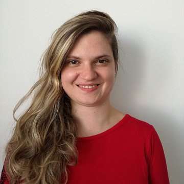 Lenka S.