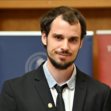 Pálfalvi L.