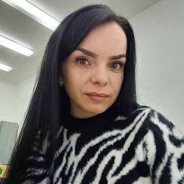 Daniela B.