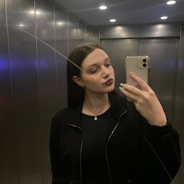 Yelyzaveta K.