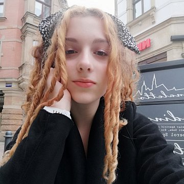 Veronika T.