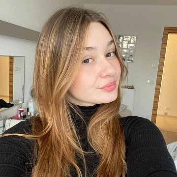 Melanie S.