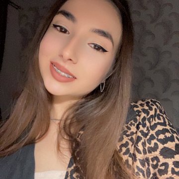 Adelina L.