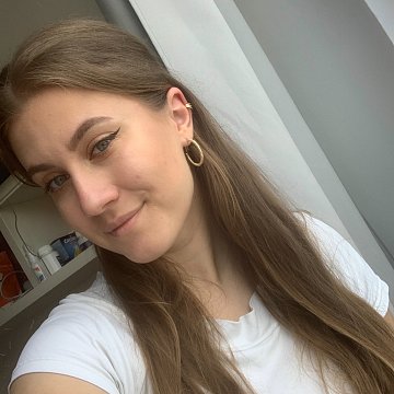 Nikol O.