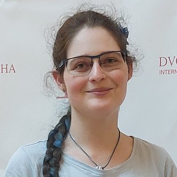 Veronika V.