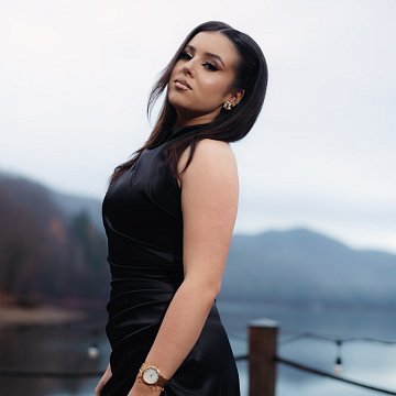 Andreea I.