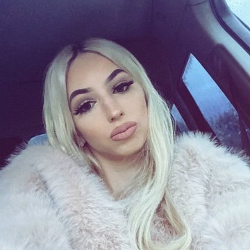 Nina Ž.