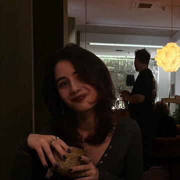 Raluca B.