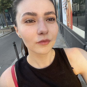 Lucie M.